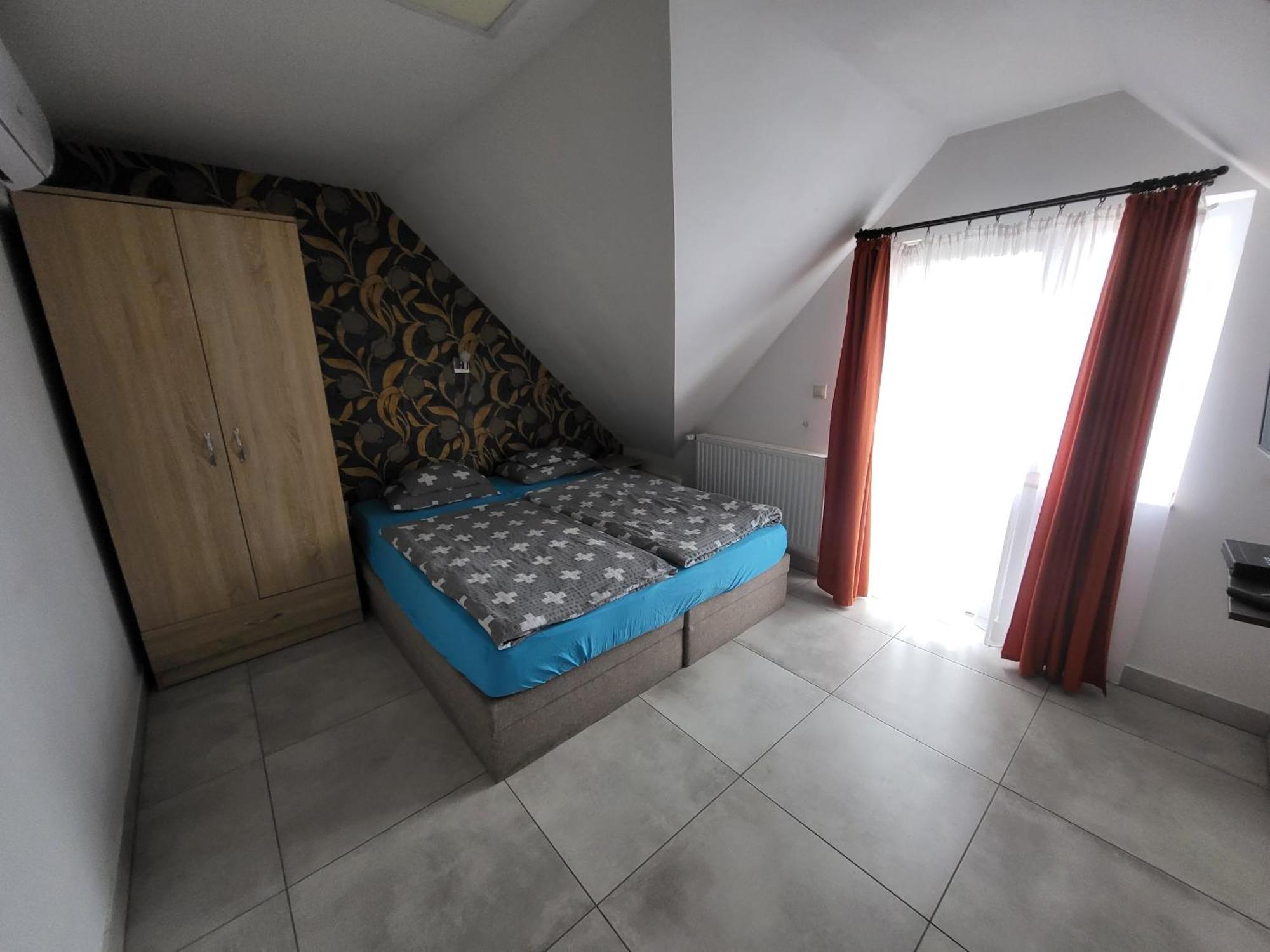 Anita Apartman Шопрон Экстерьер фото
