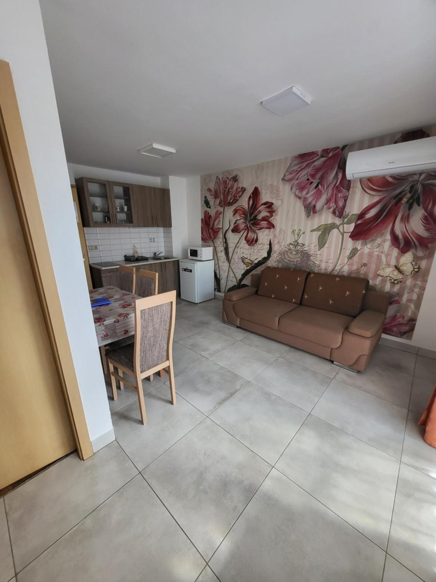 Anita Apartman Шопрон Экстерьер фото