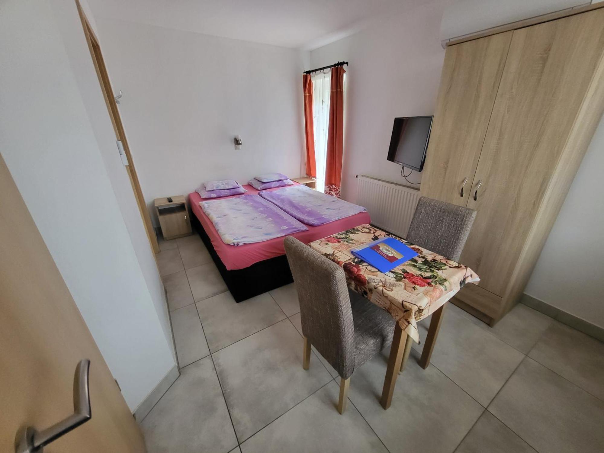 Anita Apartman Шопрон Экстерьер фото