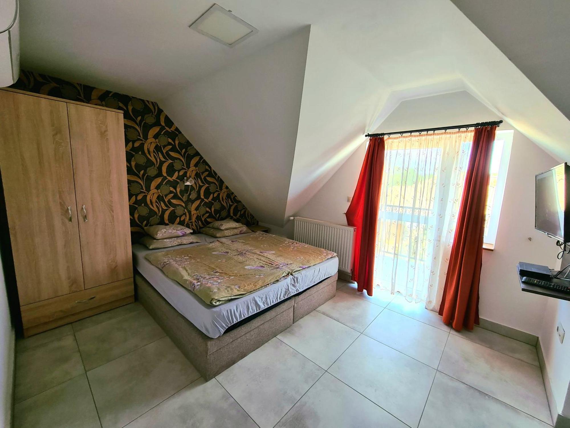 Anita Apartman Шопрон Экстерьер фото