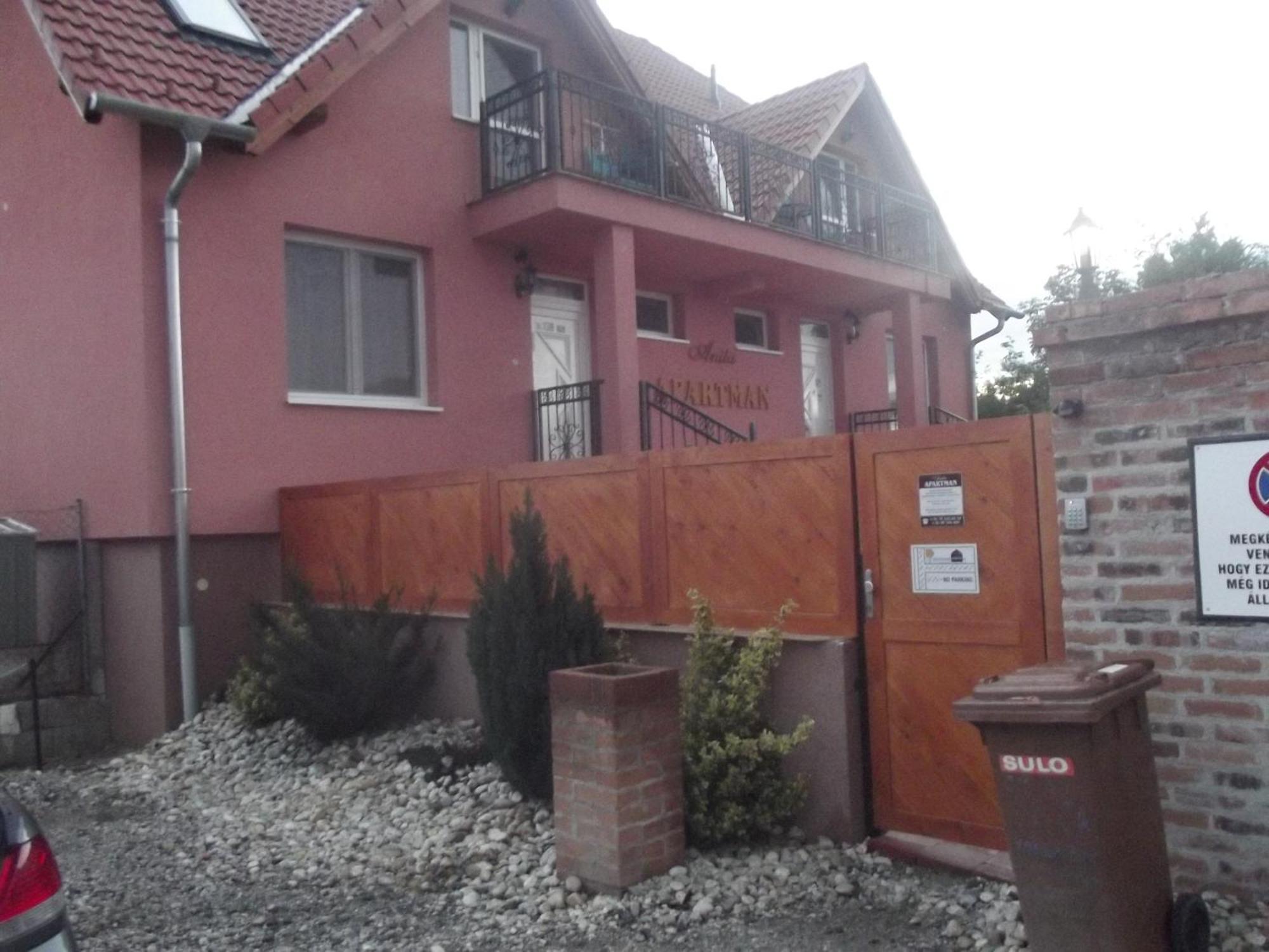 Anita Apartman Шопрон Экстерьер фото